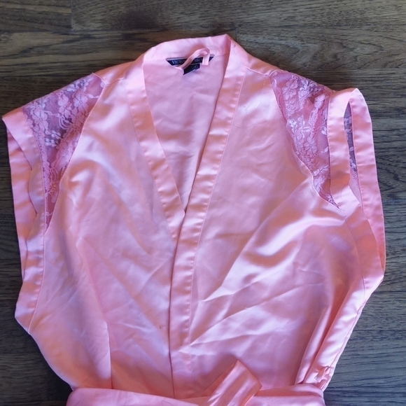 𝅺Victoria's Secret Orange Sleeveless Satin Robe Small - Picture 3 of 7